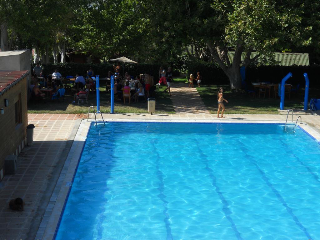 Camping Fuente De Piedra Exterior photo